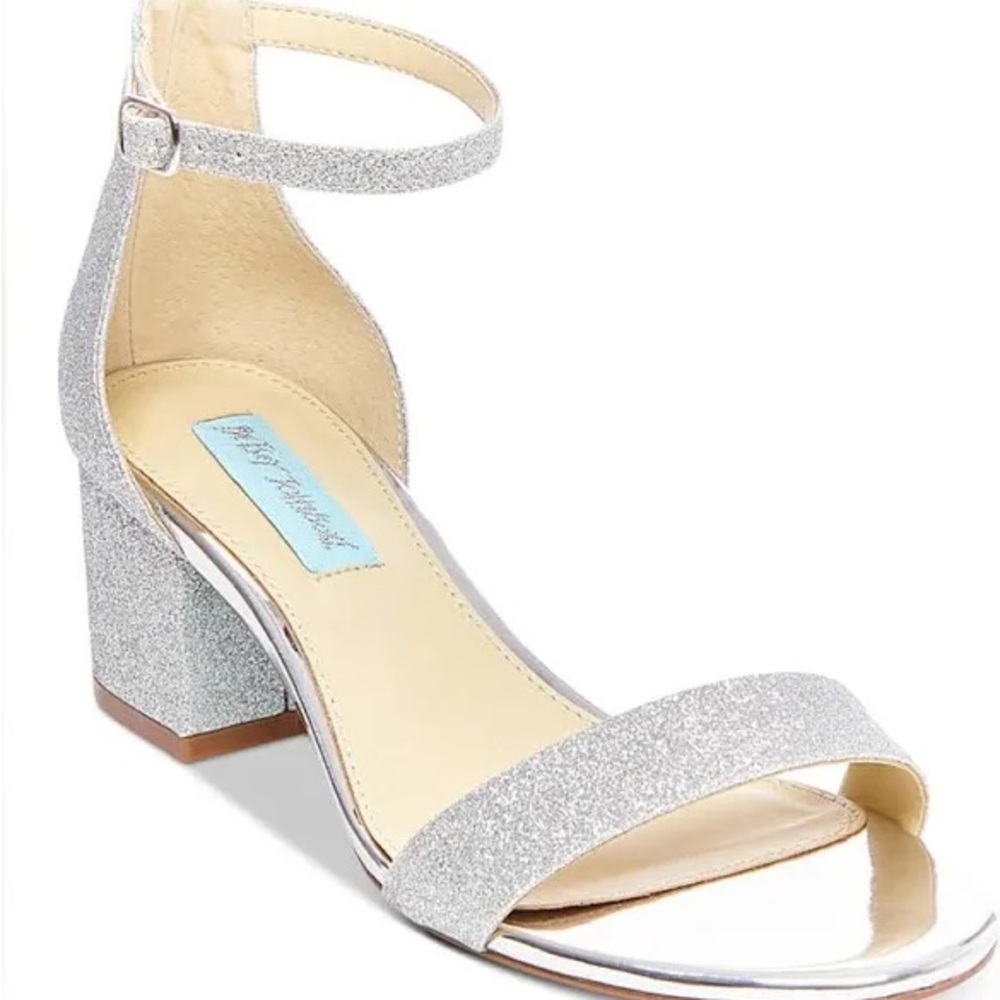 Betsey Johnson Womens Silver Glitter Block Heel